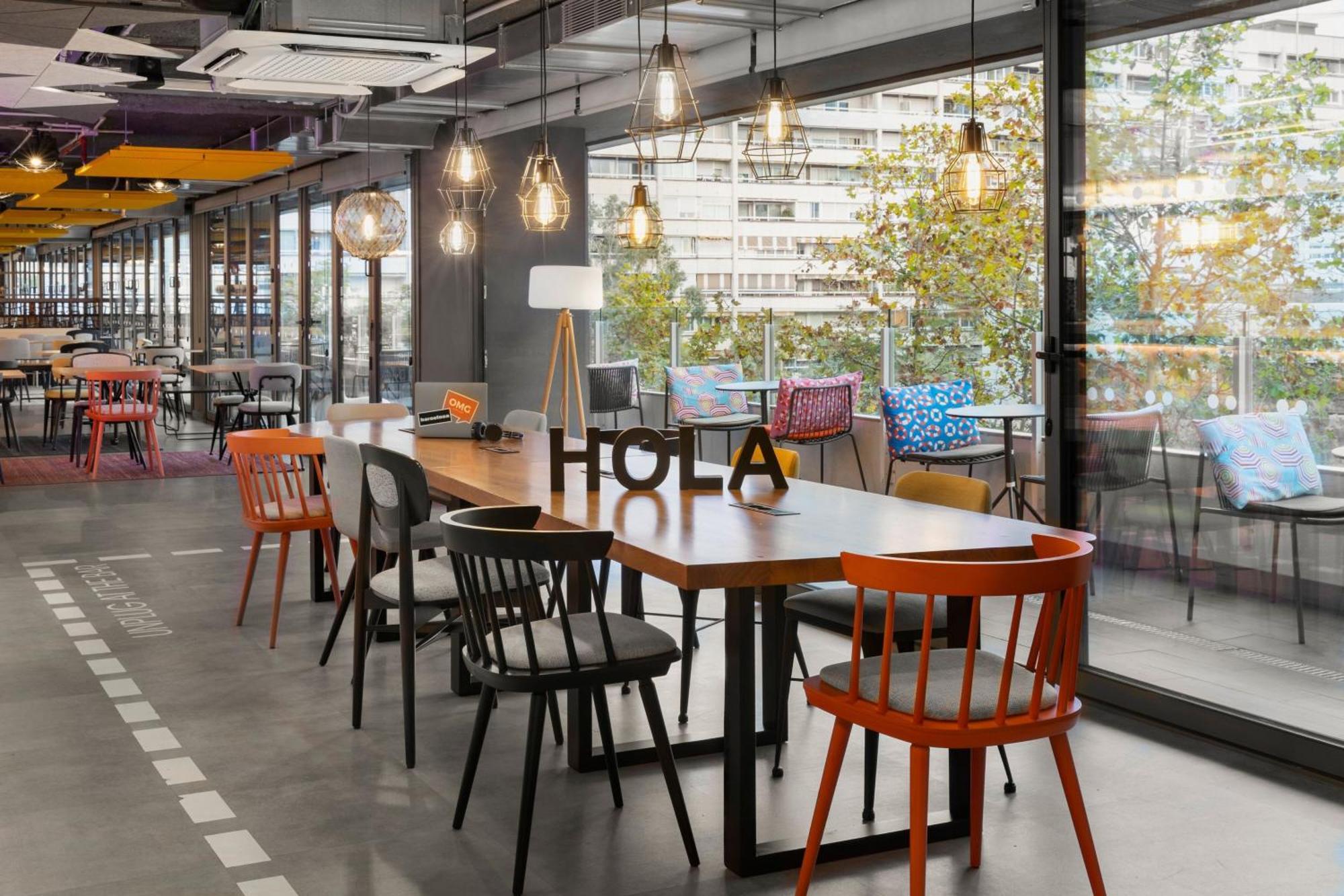 Hotel Moxy 4*